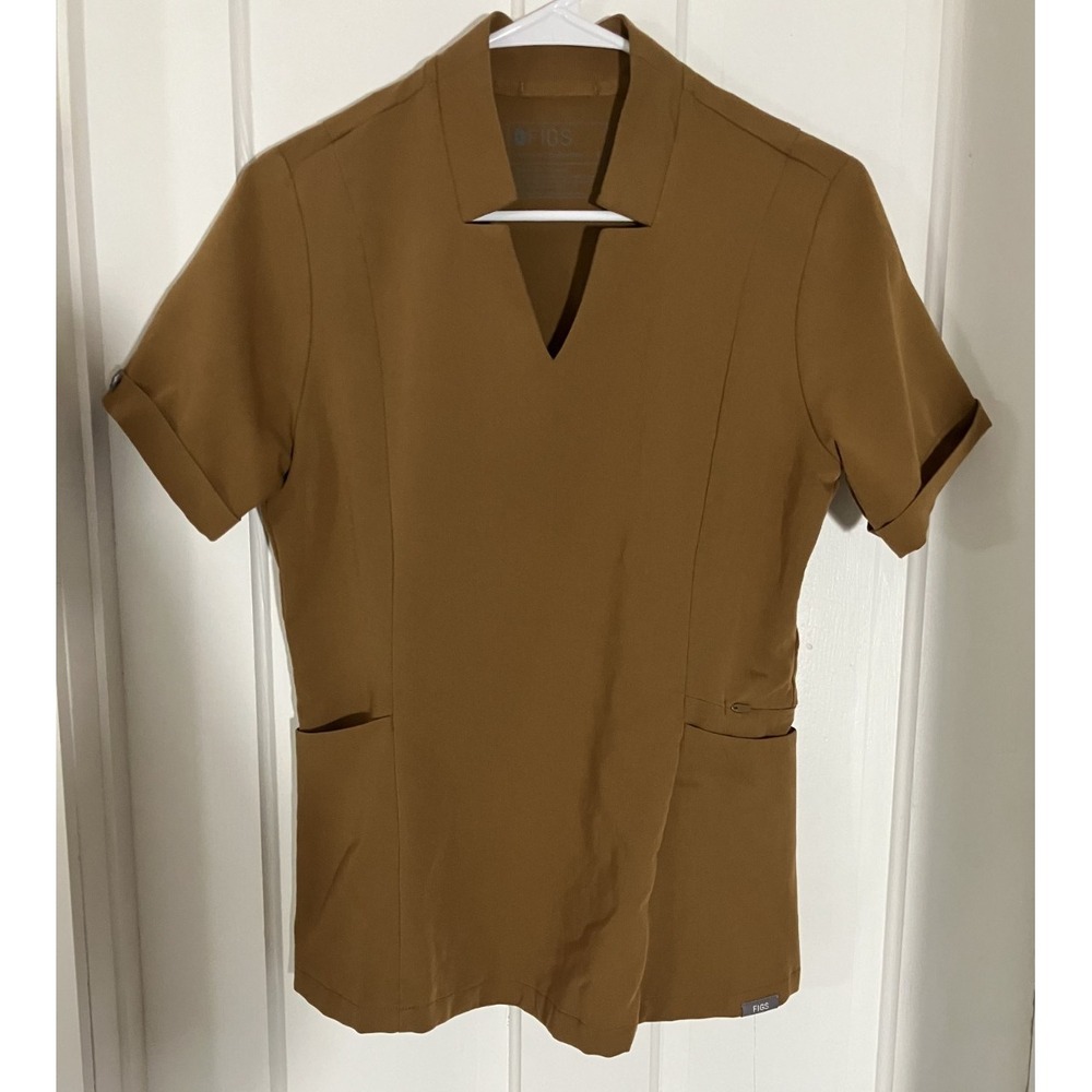 FIGS Inala Slim Scrub Top Women's S Alder/Earthy Brown Tailored Uniform Medical